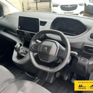 2019 Peugeot Partner 1.5 BlueHDi 1000 Professional Standard Panel Van 5dr Diesel Manual SWB Euro... - Image 8