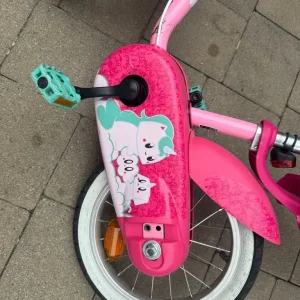 Children's pink unicorn bike - Image 2