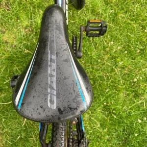 Giant Revel Jr boys 20” 2013 - Image 6