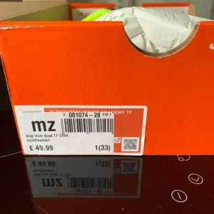 Nike Astro boots size 1 - Image 6
