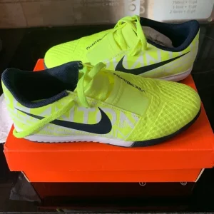 Nike Astro boots size 1