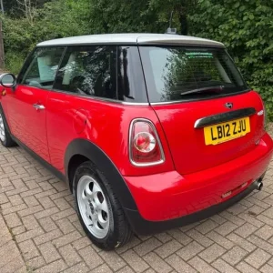 2012 MINI Cooper Hatchback 1.6 Manual with Alloy Wheels and Air Con - Image 3