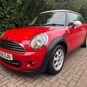 2012 MINI Cooper Hatchback 1.6 Manual with Alloy Wheels and Air Con