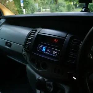 Renault Trafic Campervan - Image 2