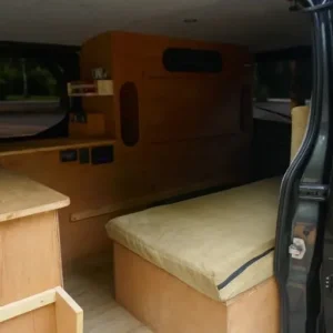 Renault Trafic Campervan - Image 4