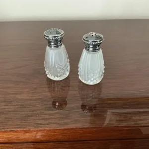 VINTAGE GLASS SALT AND PEPPER SHAKERS