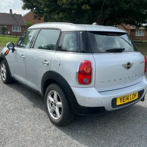 Mini Countryman Hatchback 2014 Manual 1.6 Cooper D - Image 3