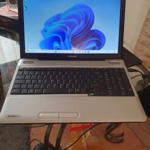Toshiba Satellite Pro L500 - Image 2