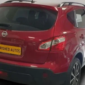 NISSAN QASHQAI 360* 1.6 with sat nav and reverse camera - Image 3
