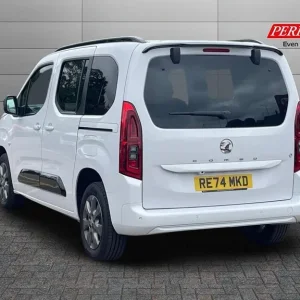 2024 Vauxhall Combo Life 100kW Ultimate 52kWh 5dr Auto Estate Electric - Image 2