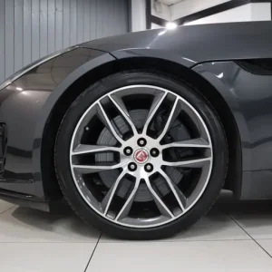 2019 Jaguar F-Type 3.0 V6 R-Dynamic Coupe - Image 5