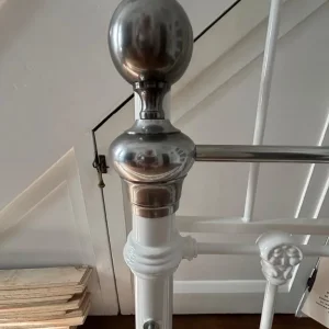 Single bedframe - Image 2