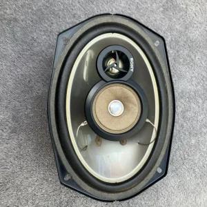 Sony car stereo speakers XS-5693 3-way pair 180W - Image 4