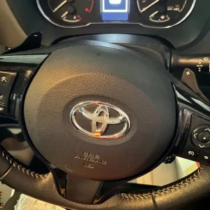 2019 Toyota Yaris 1.5 VVT-h Icon 6 5dr Hatchback with reverse camera - Image 4