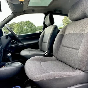 Automatic Renault Clio 1.4 Petrol - Image 8