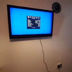 Toshiba 40-inch LCD TV 40BV700B - Image 4