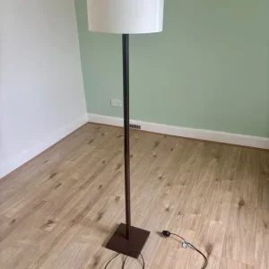 Four lamps, one tall, three table top - Image 2