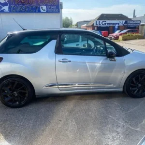 2015 Citroen DS3 1.6 e-HDi DStyle Plus Euro 5 Diesel Manual 3dr Hatchback - Image 5