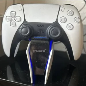 PS5 825GB Console with Controller and Astrobot - Image 3