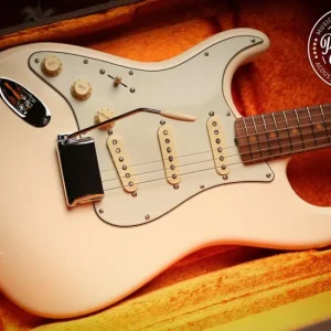 Fender 1961 Reissue Stratocaster Left Hand Olympic White - Image 5