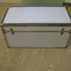 Chest – 40x40x80cm, aluminium, good condition - Image 4