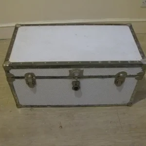 Chest – 40x40x80cm, aluminium, good condition
