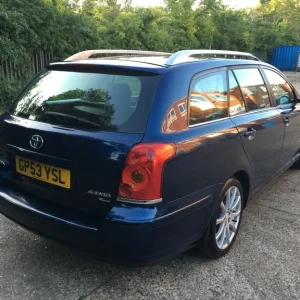 Toyota Avensis Estate 2.0 Automatic Petrol ULEZ 5 Door - Image 7