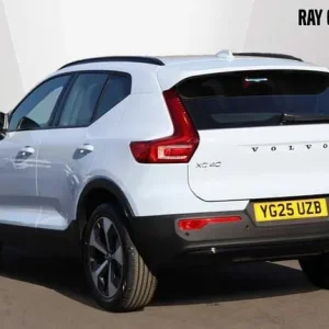 2025 Volvo XC40 Estate B3 Plus Dark with Heated Seats, Apple Carplay, Park Camera - Image 2