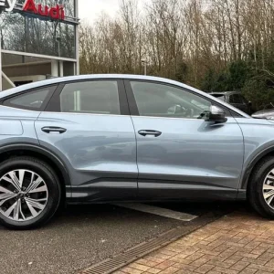 2024 Audi Q4 e-tron Sportback 45 82kWh Twin Leather Estate - Image 2