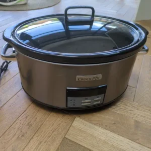 Brand new crock pot digital slow cooker 7.5 litre