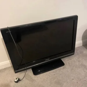 32 inch Toshiba TV