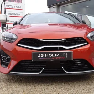 Kia Ceed 1.5T GDi ISG GT-Line 5-door Petrol - Image 4