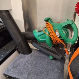 Black & Decker blower and vacuum with big extension pipe - Image 7