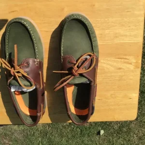 Deck shoes