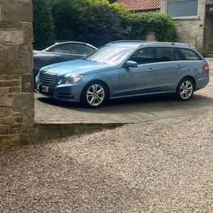 Mercedes-Benz E-Class Estate 2011, 5-door, semi-auto - Image 3