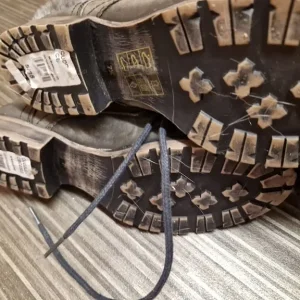 Steve Madden leather combat boots size 5 - Image 5