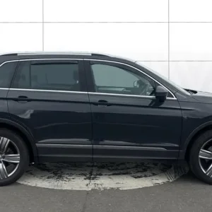 2019 Volkswagen Tiguan 1.5 TSi EVO 150 Match 5-door Estate - Image 5