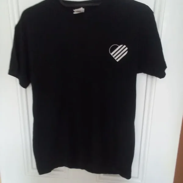 T Shirt - Size Medium