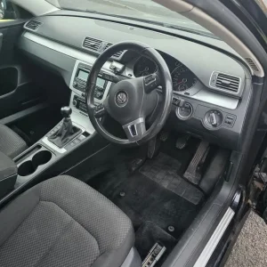 2011 Volkswagen Passat Estate manual 1.6 diesel - Image 5