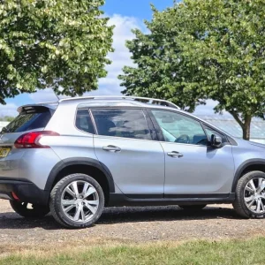 2018 Peugeot 2008 1.2 PureTech Allure EAT Euro 6 5-door hatchback - Image 6