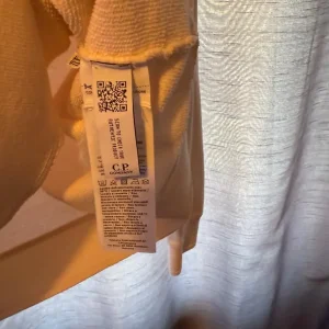 Jumper - Image 4