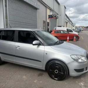 2015 Skoda Fabia 1.2 TSI SE DSG Petrol Hatchback - Image 5