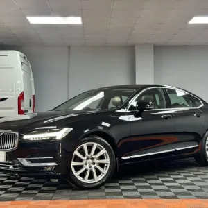 2017 Volvo S90 2.0 D4 Inscription Auto Euro 6 4dr Estate - Image 3