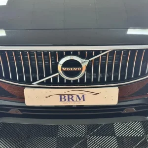2017 Volvo S90 2.0 D4 Inscription Auto Euro 6 4dr Estate - Image 6