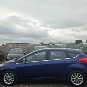 2016 Ford Focus 1.0T EcoBoost Titanium Euro 6 5-door hatchback petrol manual - Image 4
