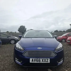 2016 Ford Focus 1.0T EcoBoost Titanium Euro 6 5-door hatchback petrol manual - Image 5