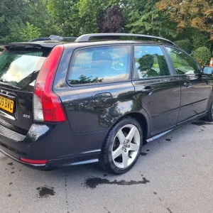 2009 Volvo V50 Estate manual - Image 3