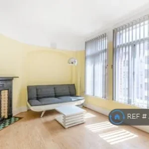 1 bedroom flat in Kingsway Mansions, Seaham, County Durham