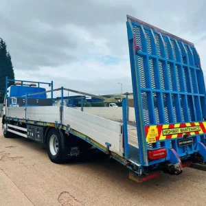 2018 DAF LF 230 18 TON BEAVERTAIL WITH FULL WIDTH RAMP - Image 5