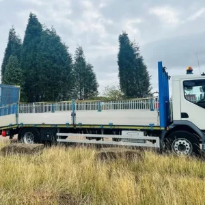 2018 DAF LF 230 18 TON BEAVERTAIL WITH FULL WIDTH RAMP - Image 8